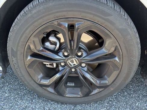 Used 2025 Honda Accord SE image 4