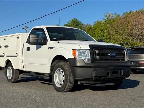 Used 2014 Ford F150 XL w/ Trailer Tow Package image 6