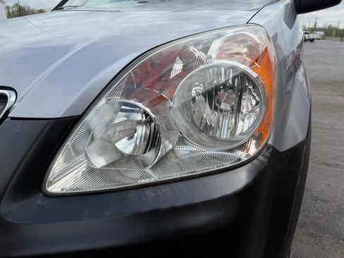 Used 2005 Honda CR-V LX image 30