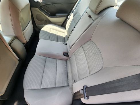 Used 2015 Kia Forte LX w/ Popular Package FWD image 6