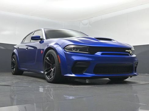 Used 2022 Dodge Charger SRT Hellcat w/ Harman/Kardon Audio Group RWD image 32