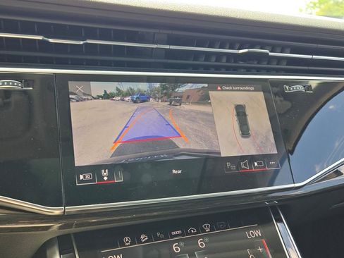 Used 2023 Audi Q7 3.0T Prestige image 29