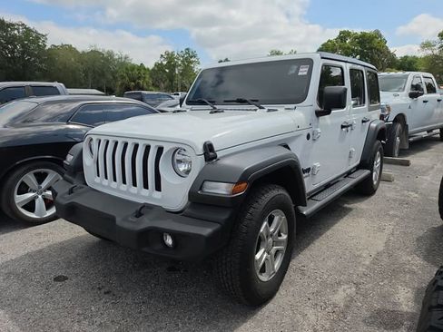 Used 2022 Jeep Wrangler Unlimited Sport AWD/4WD image 7