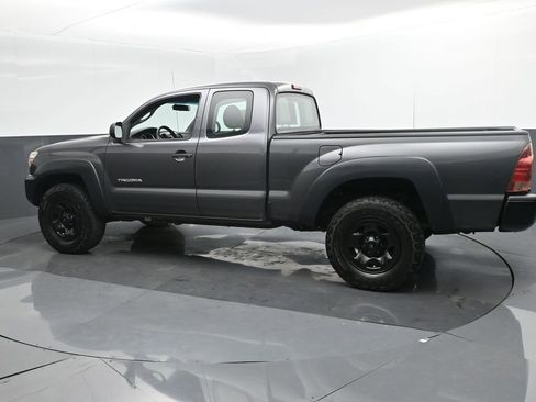 Used 2012 Toyota Tacoma 4x4 Access Cab V6 image 3