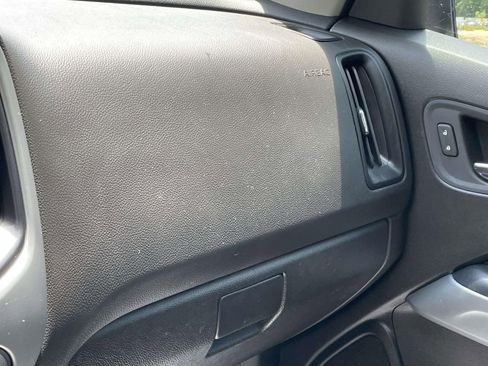 Used 2019 Chevrolet Colorado LT w/ LT Convenience Package RWD image 28