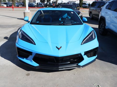 Used 2024 Chevrolet Corvette Stingray Premium Cpe w/ 3LT image 3