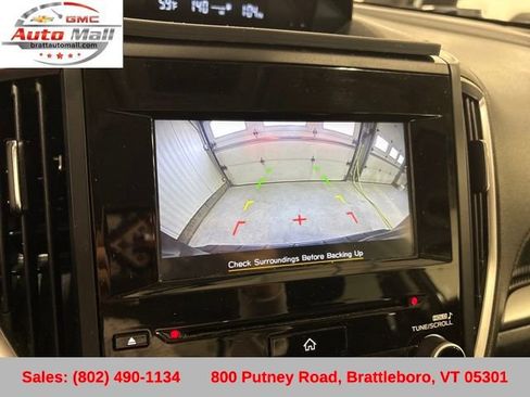 Used 2020 Subaru Forester Premium image 21