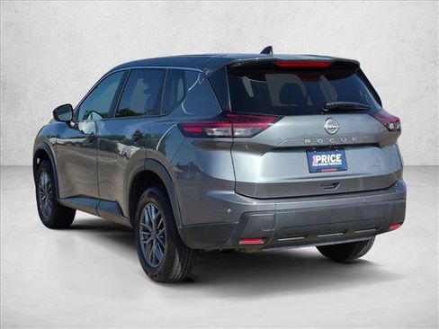 Used 2024 Nissan Rogue S AWD/4WD image 8