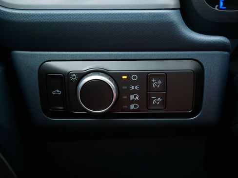 Used 2026 Ford Maverick Tremor AWD/4WD image 27