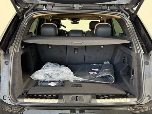 New 2026 Land Rover Range Rover Sport Dynamic SE AWD/4WD image 18
