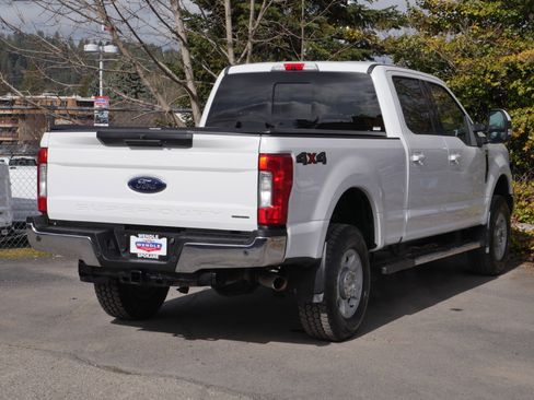 Used 2017 Ford F250 Lariat image 26