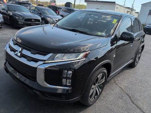 Used 2020 Mitsubishi Outlander Sport Black Edition image 4