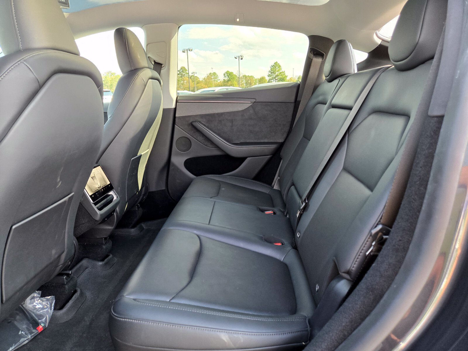Used 2026 Tesla Model Y 2WD image 14