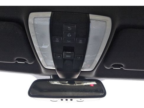 Used 2014 Mercedes-Benz C 250 Sedan image 24
