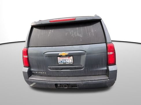Used 2019 Chevrolet Suburban LT image 15