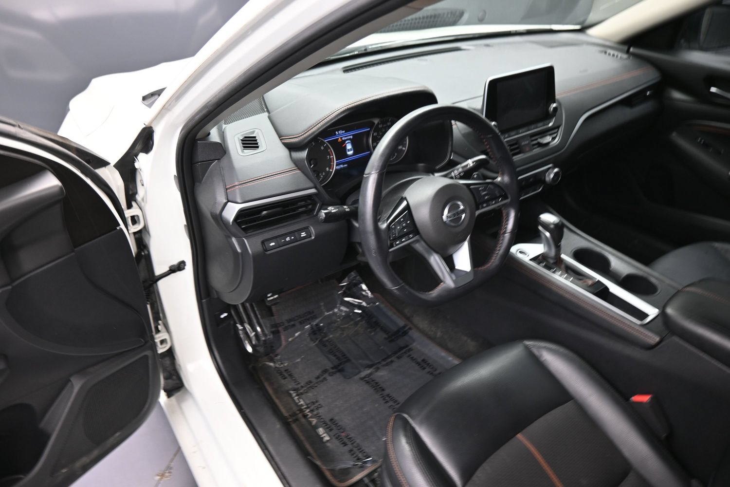 Used 2020 Nissan Altima 2.5 SR FWD image 12