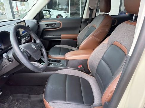 Used 2024 Ford Bronco Sport Outer Banks w/ Topo Graphic Package image 6