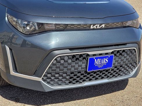 Used 2025 Kia Soul LX w/ LX Technology Package image 9