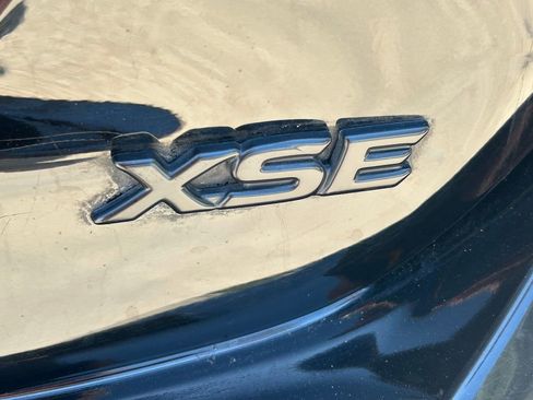 Used 2021 Toyota Camry XSE FWD image 13