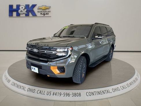 Used 2025 Ford Expedition Tremor AWD/4WD image 3