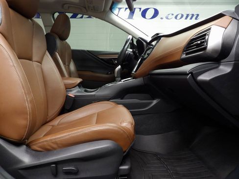 Used 2022 Subaru Outback Touring XT w/ Popular Package #2 image 32