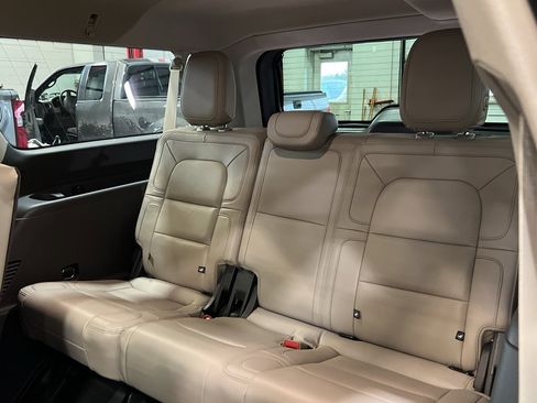 Used 2023 Lincoln Navigator L Reserve w/ Equipment Group 201A image 42