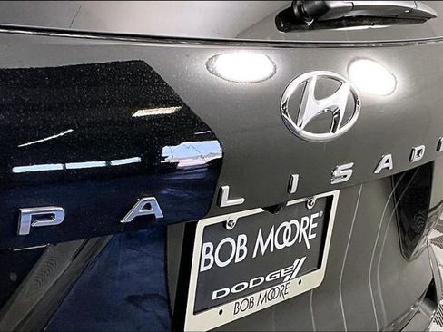 Used 2025 Hyundai Palisade SEL FWD image 23