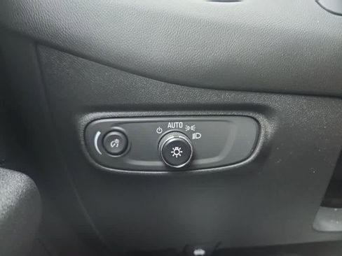 Used 2022 Chevrolet Equinox RS image 33