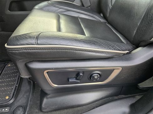 Used 2020 RAM 1500 Limited image 11