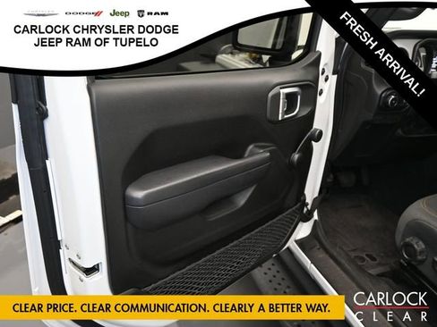 Used 2024 Jeep Wrangler Sport image 13