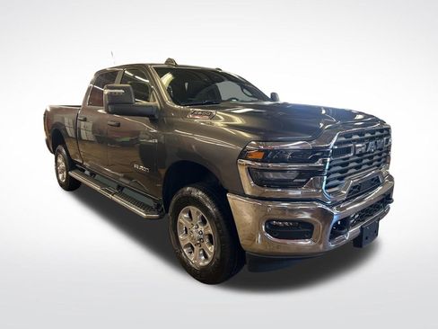Used 2026 RAM 2500 Big Horn AWD/4WD image 9