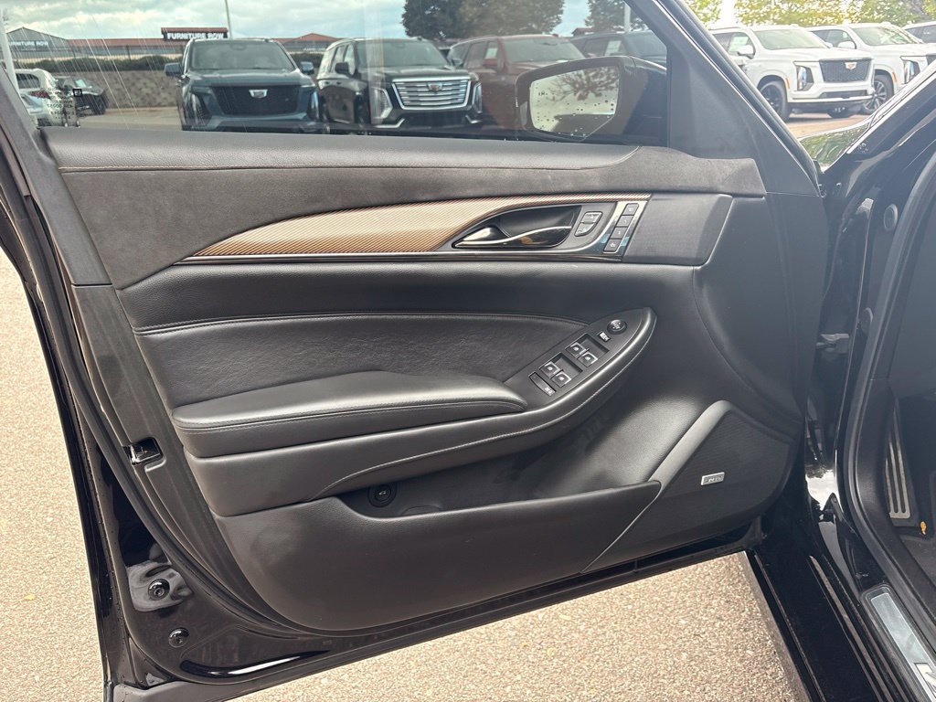 Used 2019 Cadillac CTS V w/ Carbon Fiber Package RWD image 9