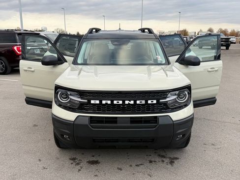 New 2025 Ford Bronco Sport Outer Banks image 22