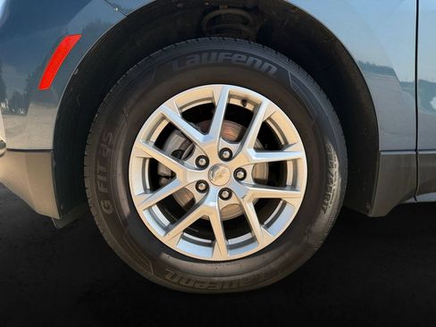 Used 2024 Chevrolet Equinox LT AWD/4WD image 11