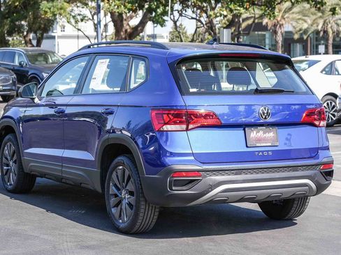 Used 2024 Volkswagen Taos S FWD image 8