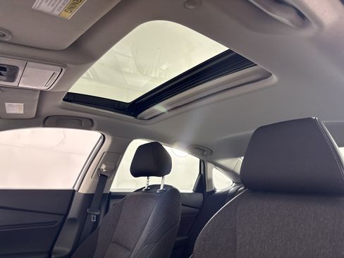 Used 2023 Honda Accord EX image 17