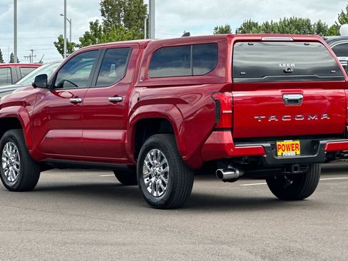 Used 2024 Toyota Tacoma Limited w/ Limited Package (LT) AWD/4WD image 6