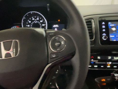 Used 2022 Honda HR-V EX image 34