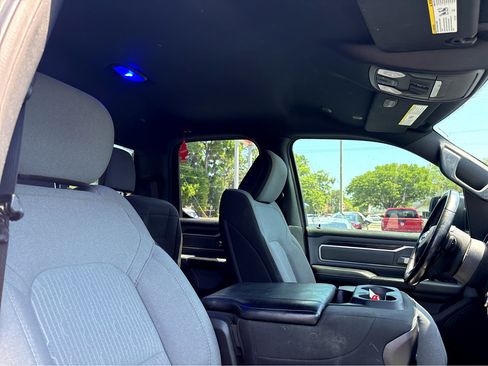 Used 2021 RAM 1500 Big Horn RWD image 9