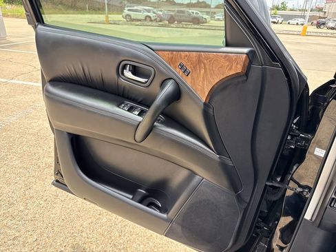 Used 2022 Nissan Armada SL RWD image 20