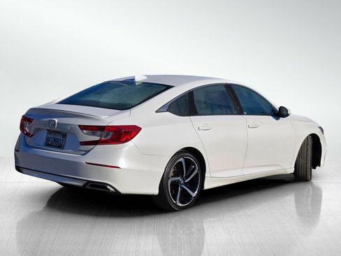 Used 2018 Honda Accord Sport image 4