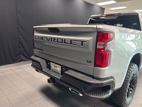 Used 2020 Chevrolet Silverado 1500 LT Trail Boss AWD/4WD image 4