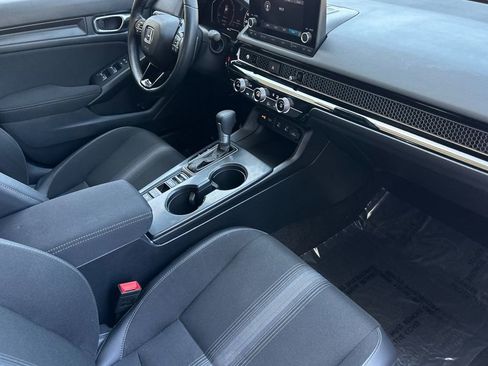 Certified 2025 Honda Civic Sport image 17