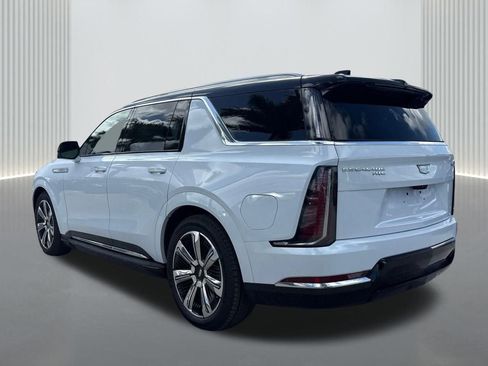 New 2026 Cadillac Escalade IQL Luxury image 7