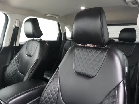 Used 2024 Ford Edge Titanium AWD/4WD image 11
