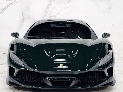 Used 2022 Ferrari F8 Tributo image 11