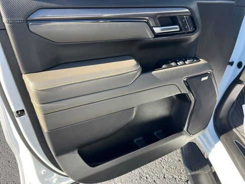 Used 2024 Chevrolet Silverado 1500 ZR2 image 21