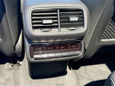 Used 2021 Mercedes-Benz GLS 450 4MATIC image 21