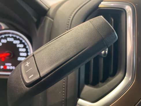 Used 2019 Chevrolet Silverado 1500 High Country image 23