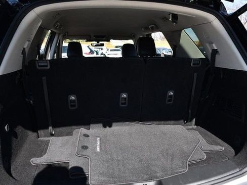 Certified 2024 Nissan Pathfinder SL image 29